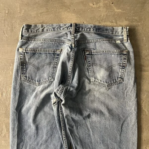 Levi’s 501 Vintage 2000s Distressed Jeans – Heavy Worn & Thrashed