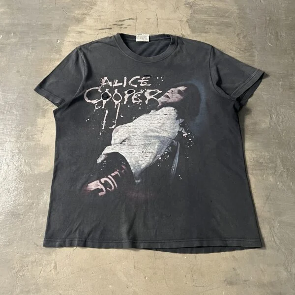 Alice Cooper Vintage Band T-Shirt – 2000s Distressed